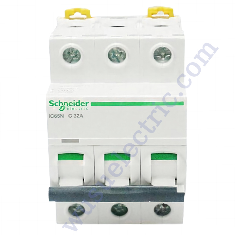 Schneider IC65N3PC32A